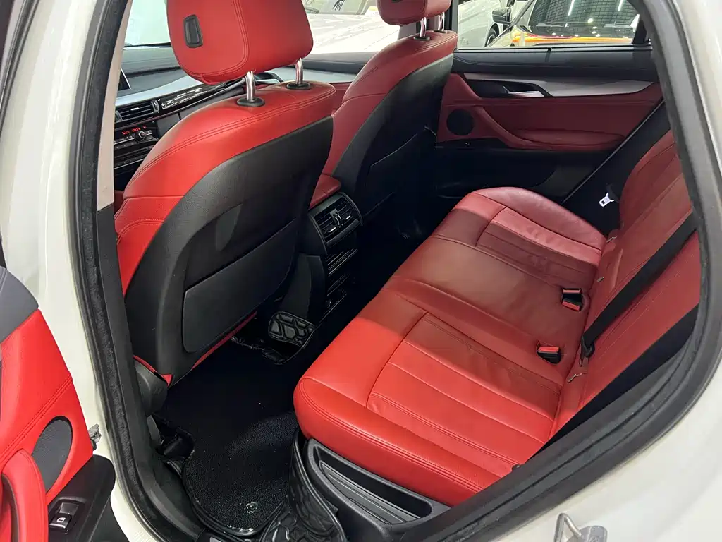 BMW X6 2016 — фото 13