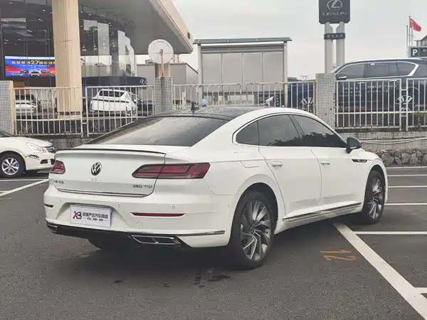 Volkswagen CC 2025