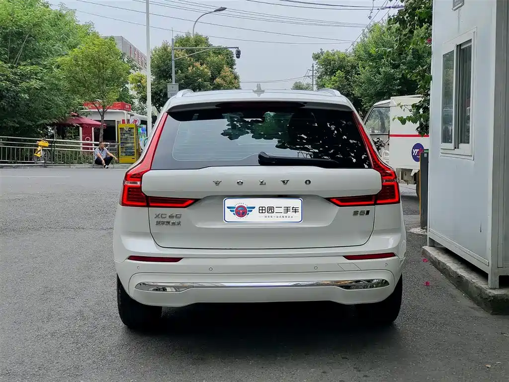 Volvo XC60 2022