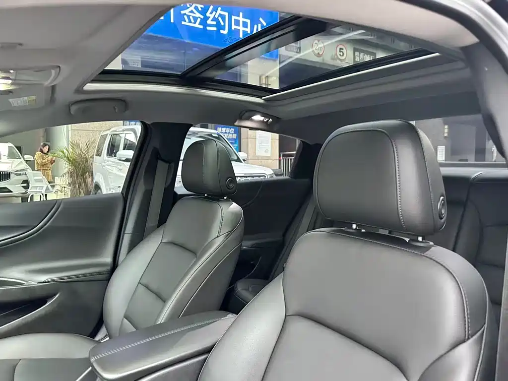 Chevrolet Malibu XL 2023 — фото 18