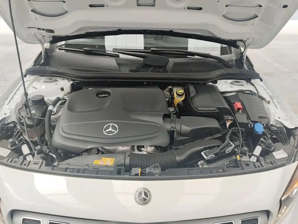 Mercedes-Benz GLA 2018 — фото 20