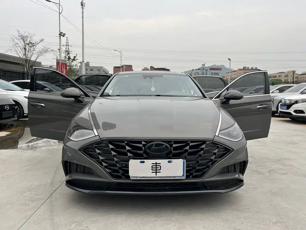 Hyundai Sonata 2021 — фото 13