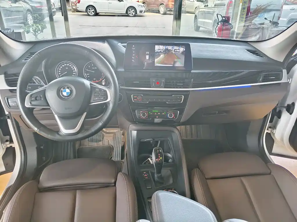 BMW X1 2022 — фото 6