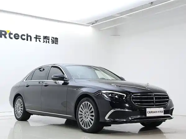 Mercedes-Benz E-Class 2022