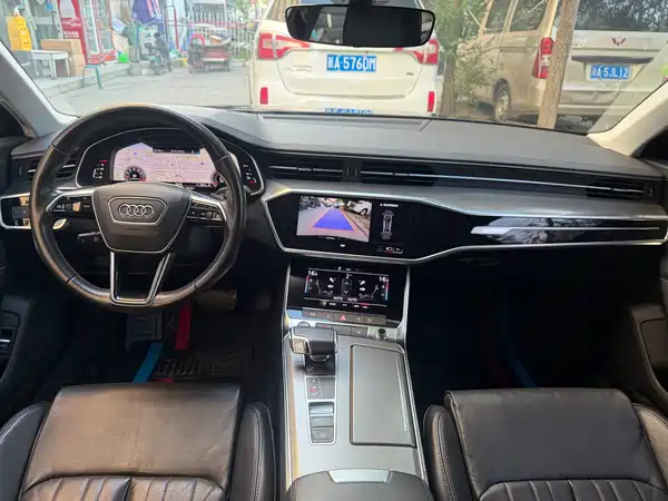 Audi A6L 2022