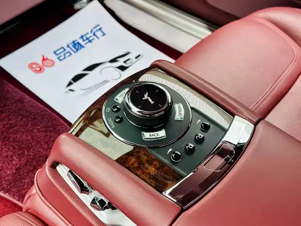 Rolls-Royce Ghost 2018