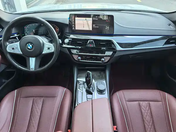BMW 5 Series 2022