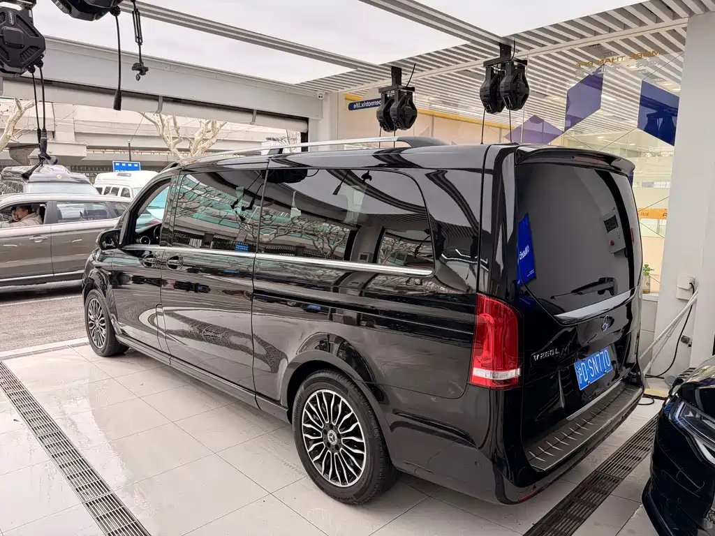 Mercedes-Benz V-Class 2019 — фото 6