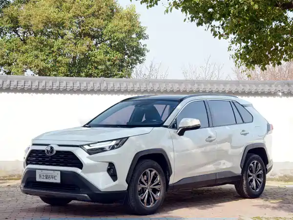 Toyota RAV4 2024