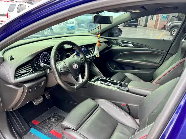 Buick Regal 2021