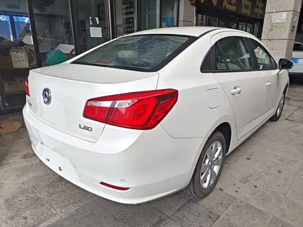 Dongfeng Fengshen L60 2016