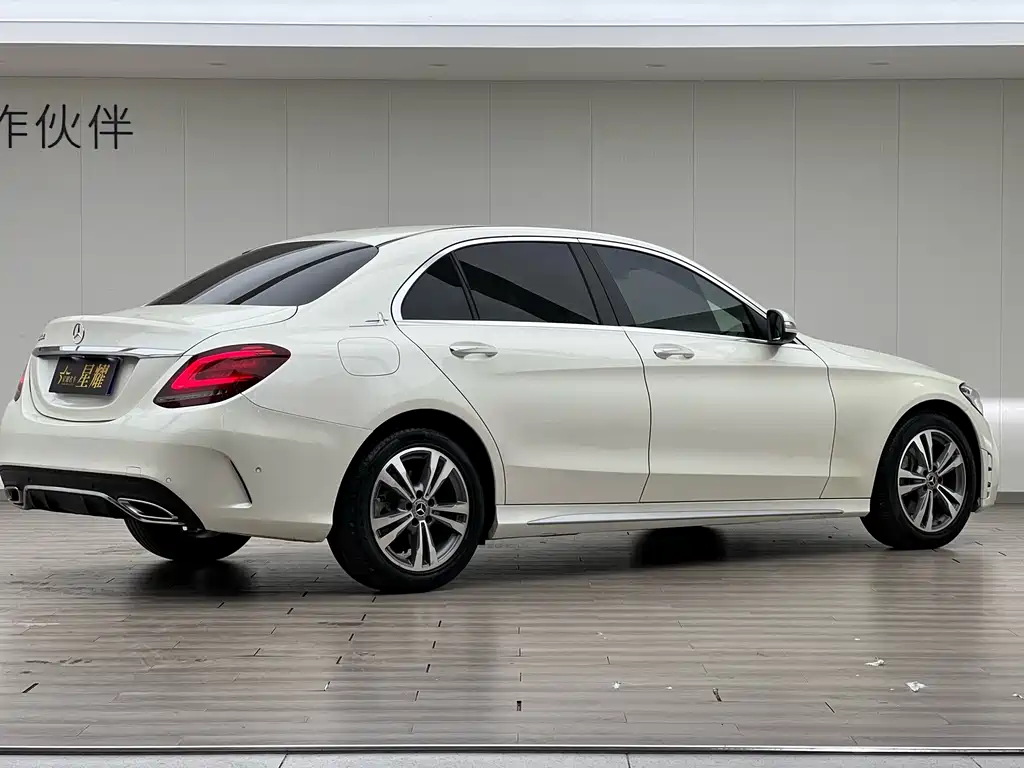 Mercedes-Benz C-Class 2019 — фото 5