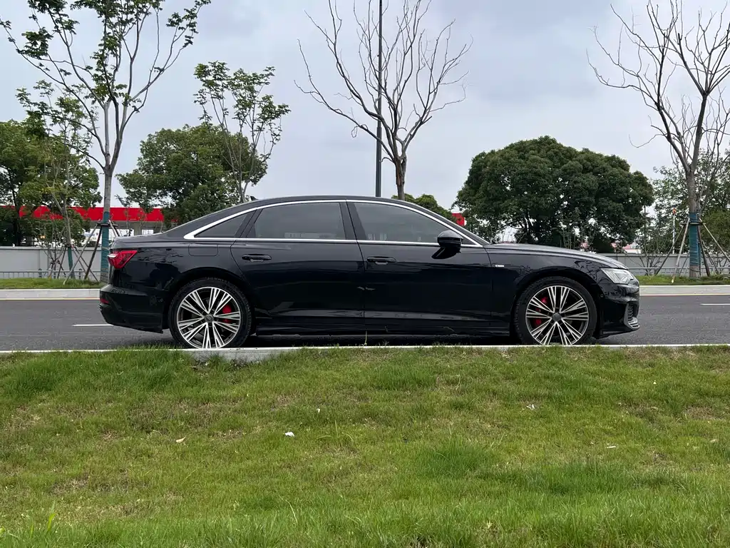 Audi A6L 2020
