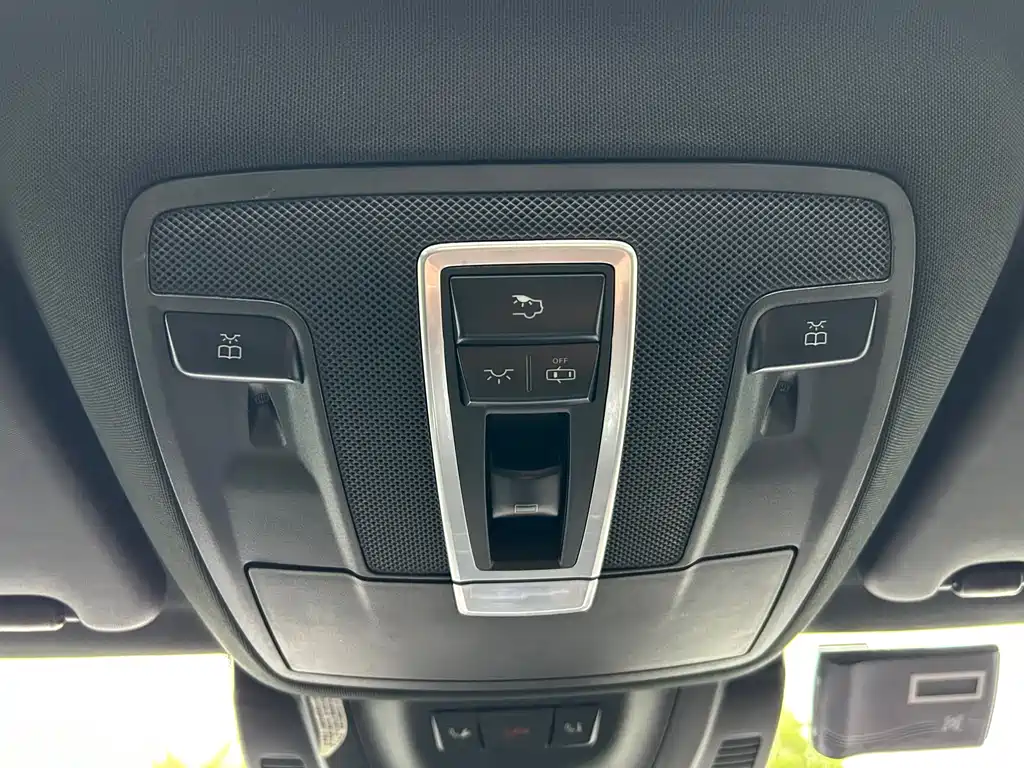 Mercedes-Benz GLE 2019 — фото 12