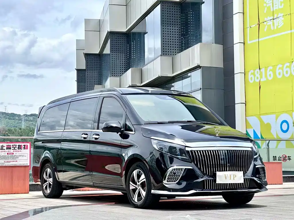 Mercedes-Benz Vito 2025