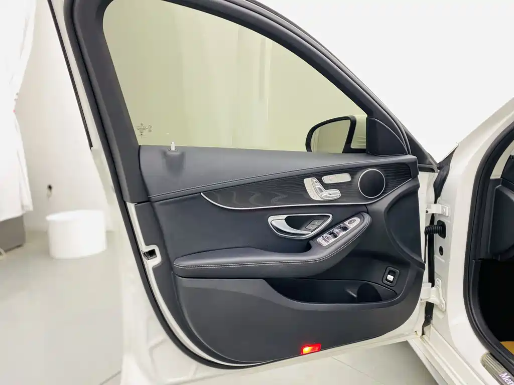 Mercedes-Benz C-Class 2021 — фото 17