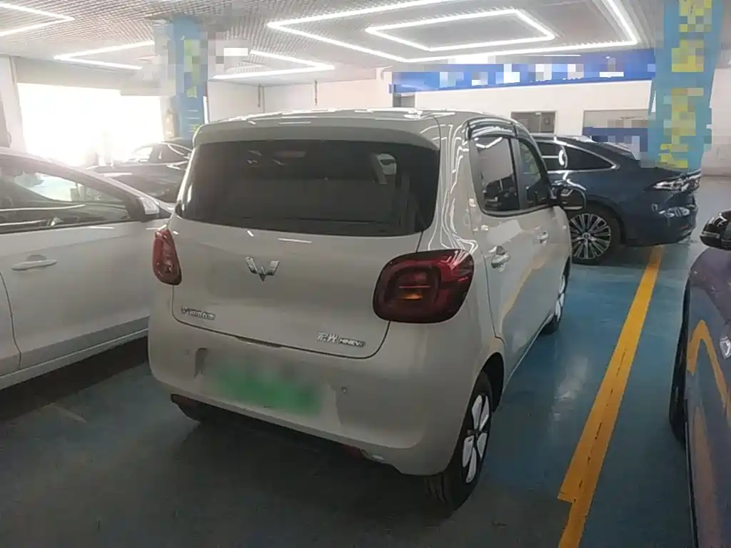 Wuling Hongguang MINIEV 2025