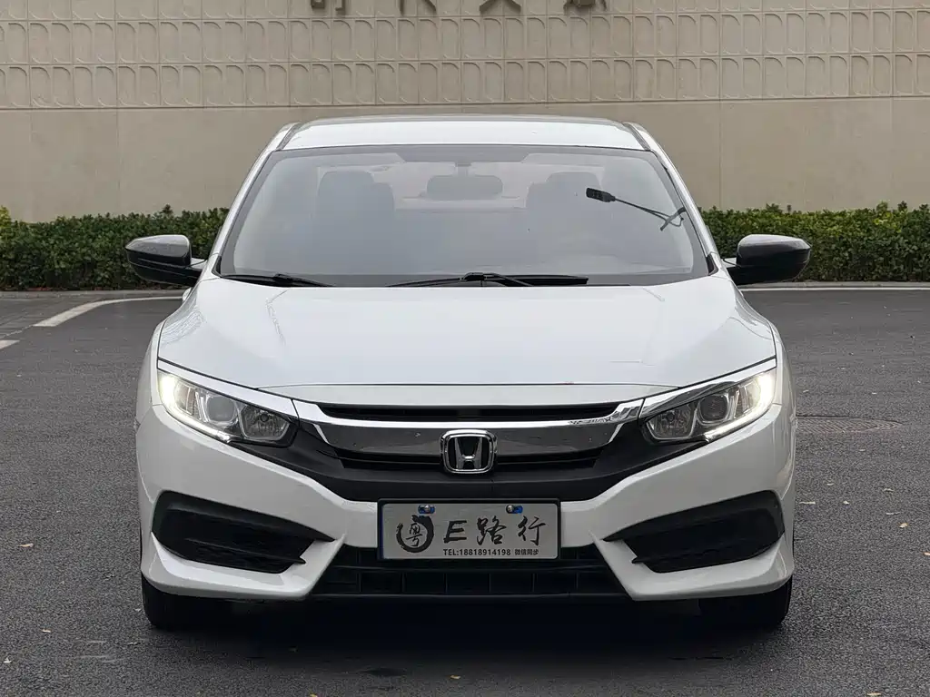 Honda Civic 2017 — фото 2