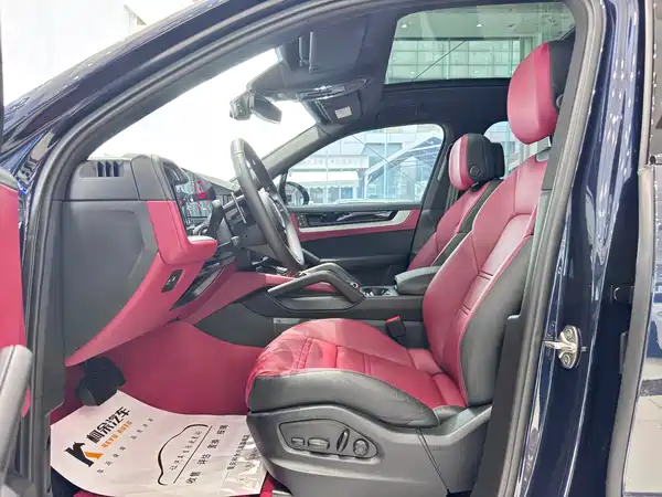 Porsche Cayenne 2024