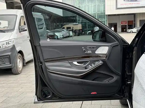 Mercedes-Benz Maybach S-Class 2021