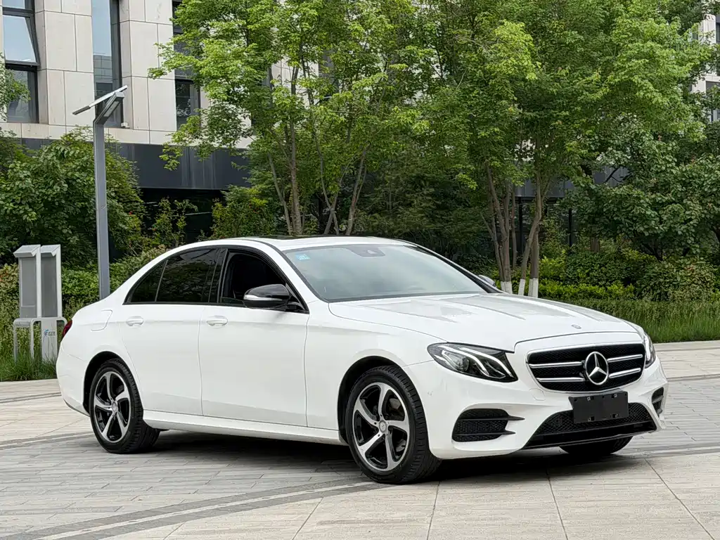 Mercedes-Benz E-Class 2016 — фото 3