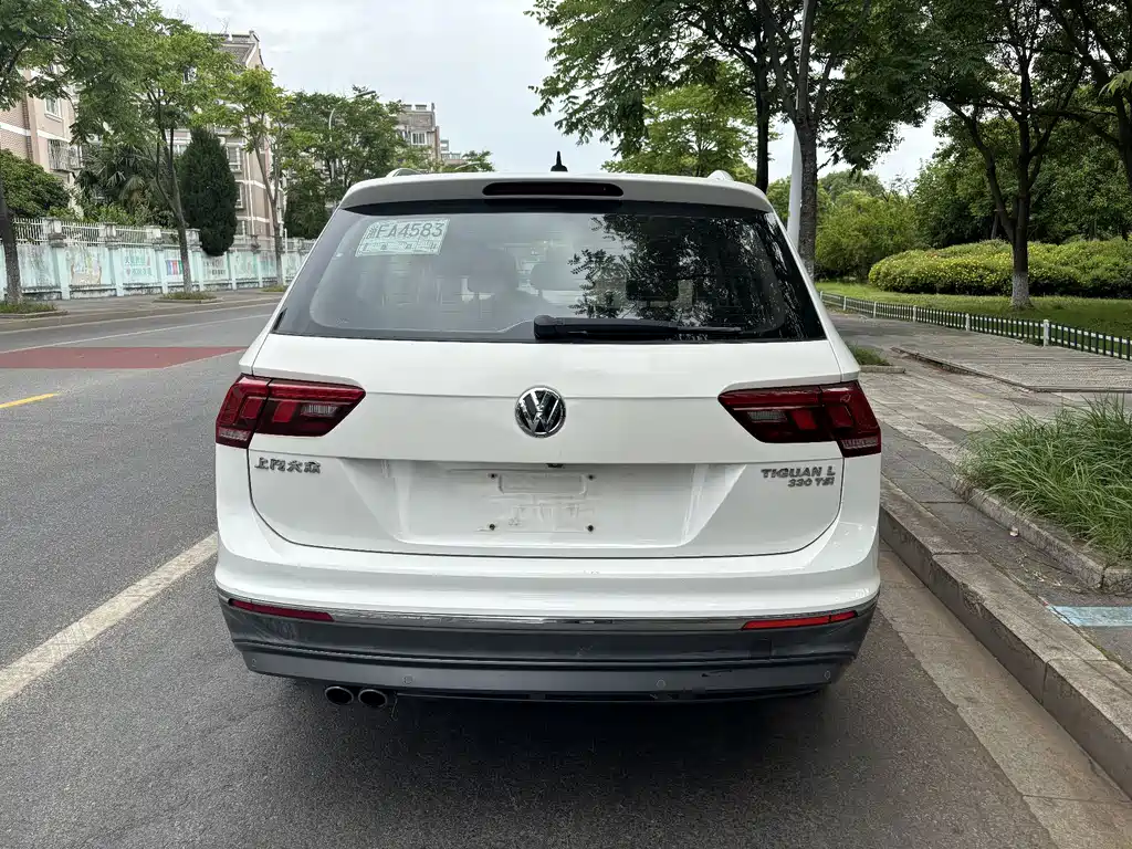 Volkswagen Tiguan L 2018 — фото 6