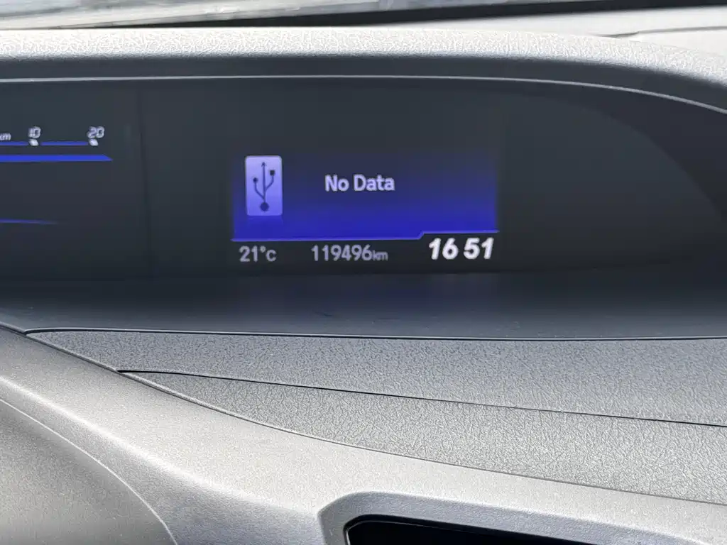 Honda Civic 2015 — фото 13