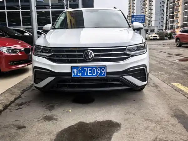 Volkswagen Tiguan L 2023