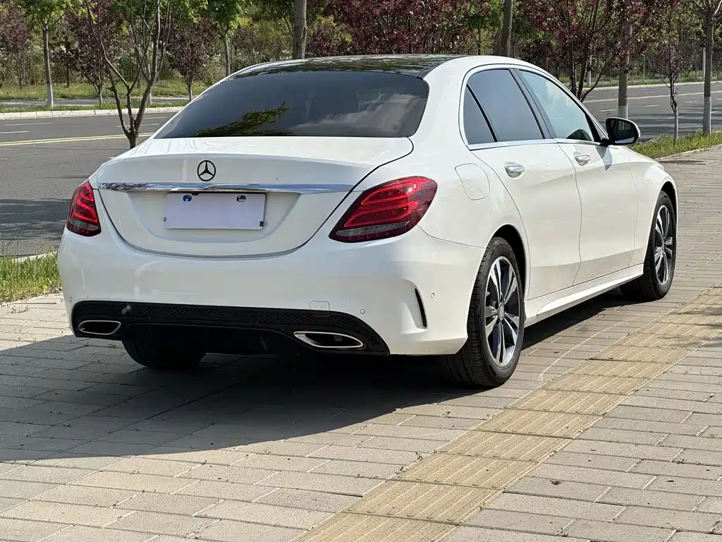 Mercedes-Benz C-Class 2016 — фото 6