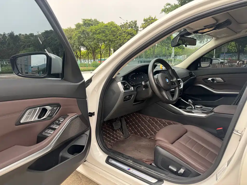 BMW 3 Series 2020