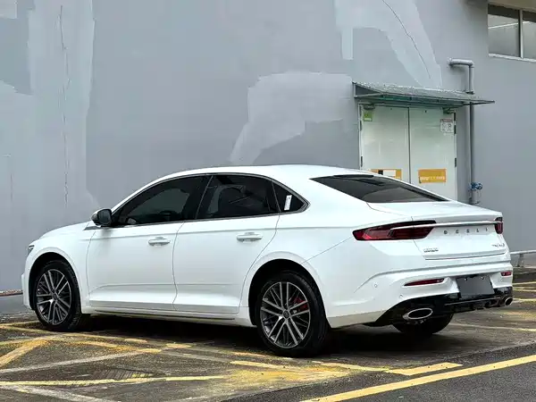 Geely Xingrui 2022