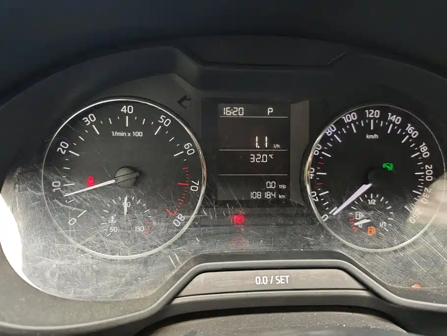 Skoda Octavia 2014 — фото 14