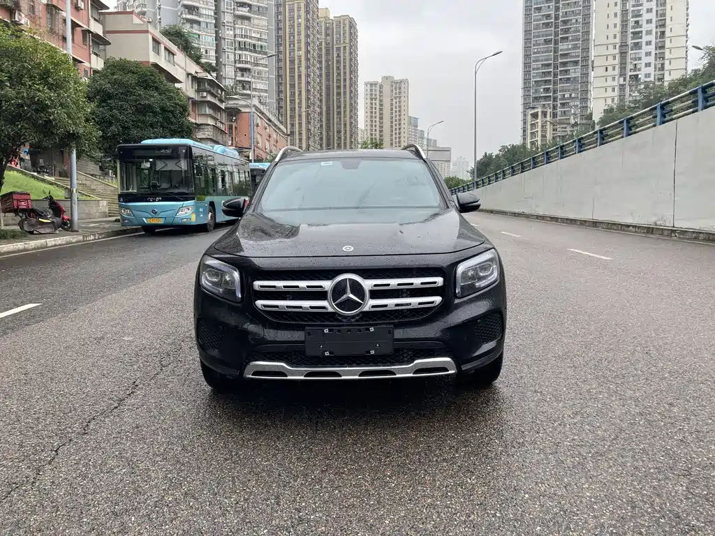 Mercedes-Benz GLB 2022 — фото 2