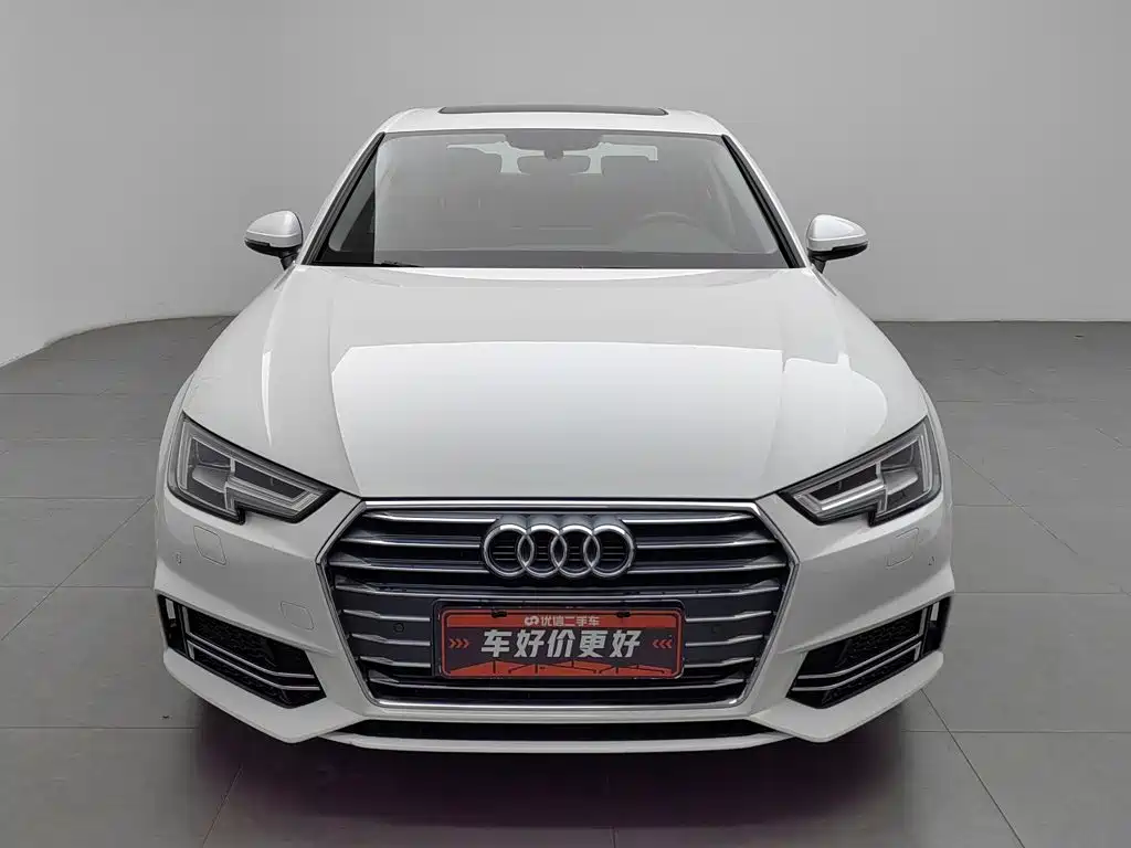 Audi A4L 2018