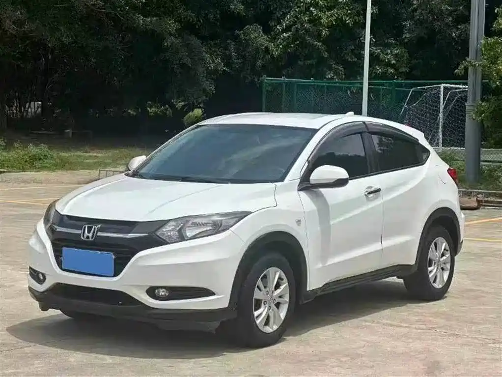 Honda Vezel 2016