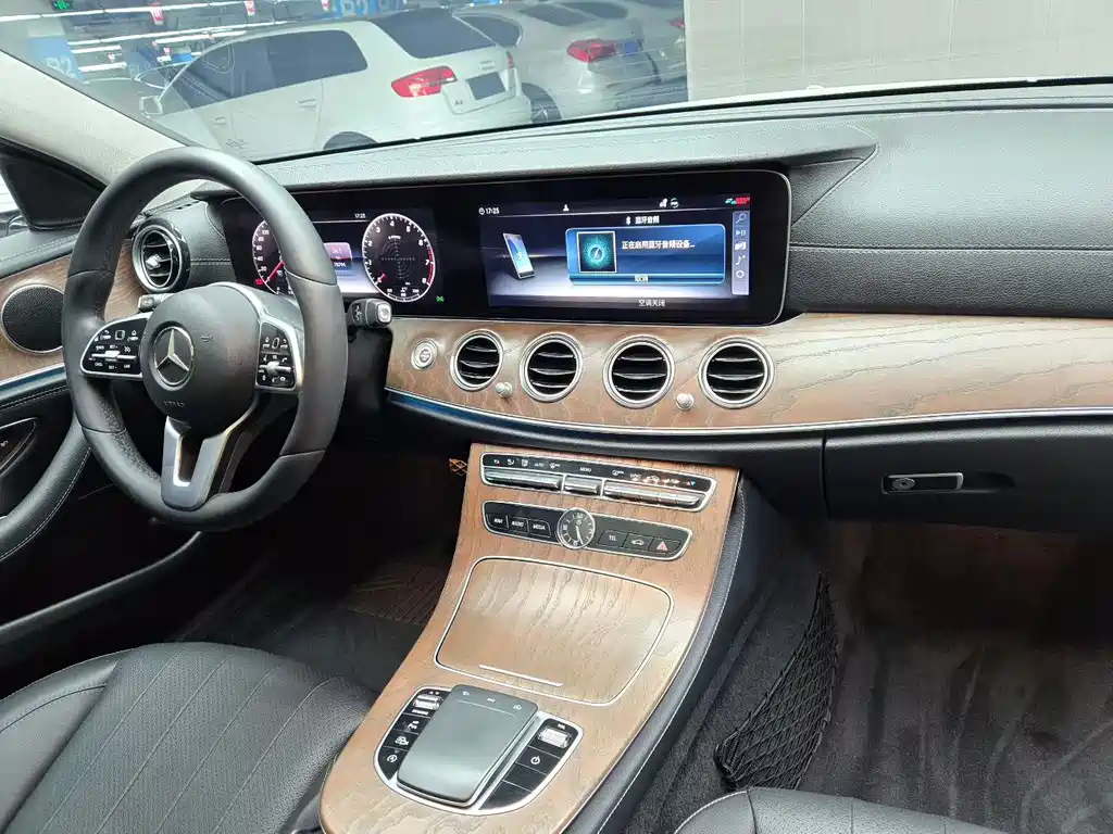 Mercedes-Benz E-Class 2018 — фото 8