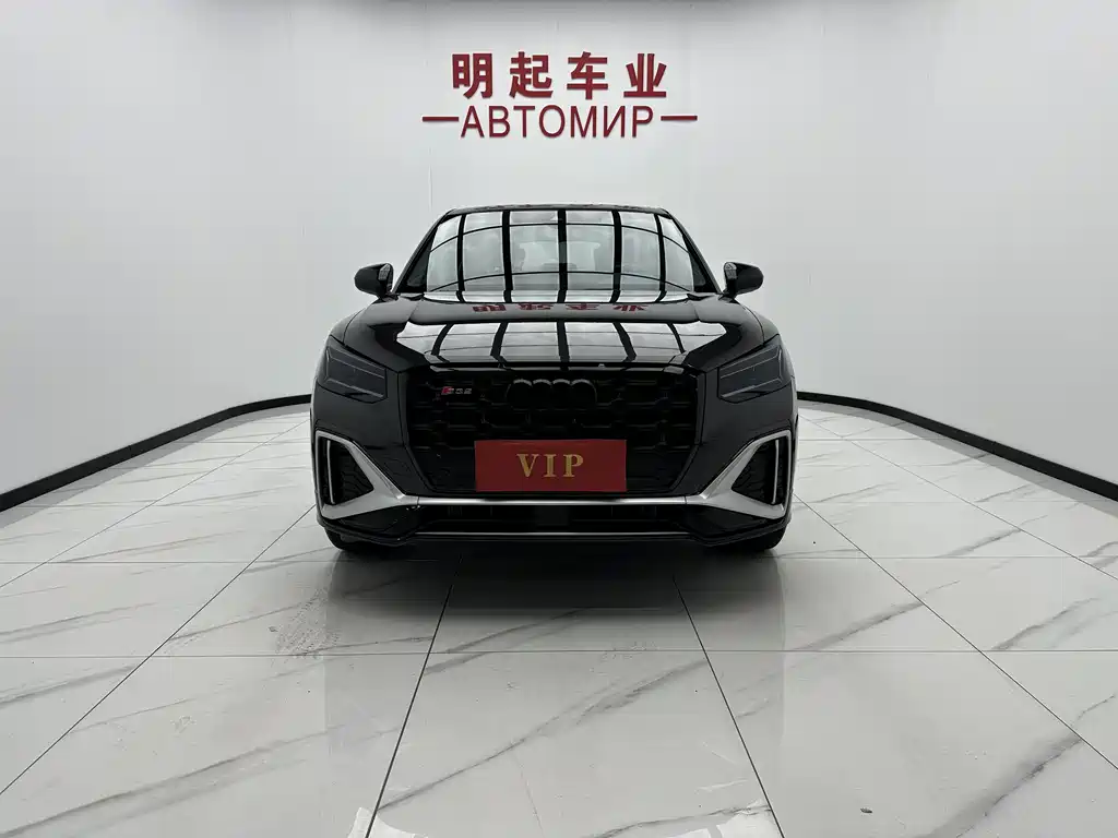 Audi Q2L 2022