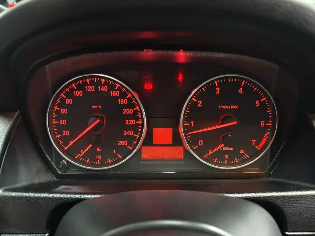 BMW X1 2015 — фото 19