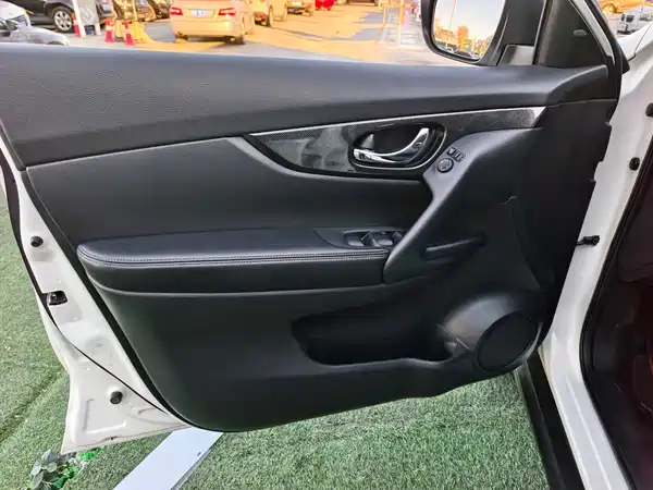 Nissan X-Trail 2015