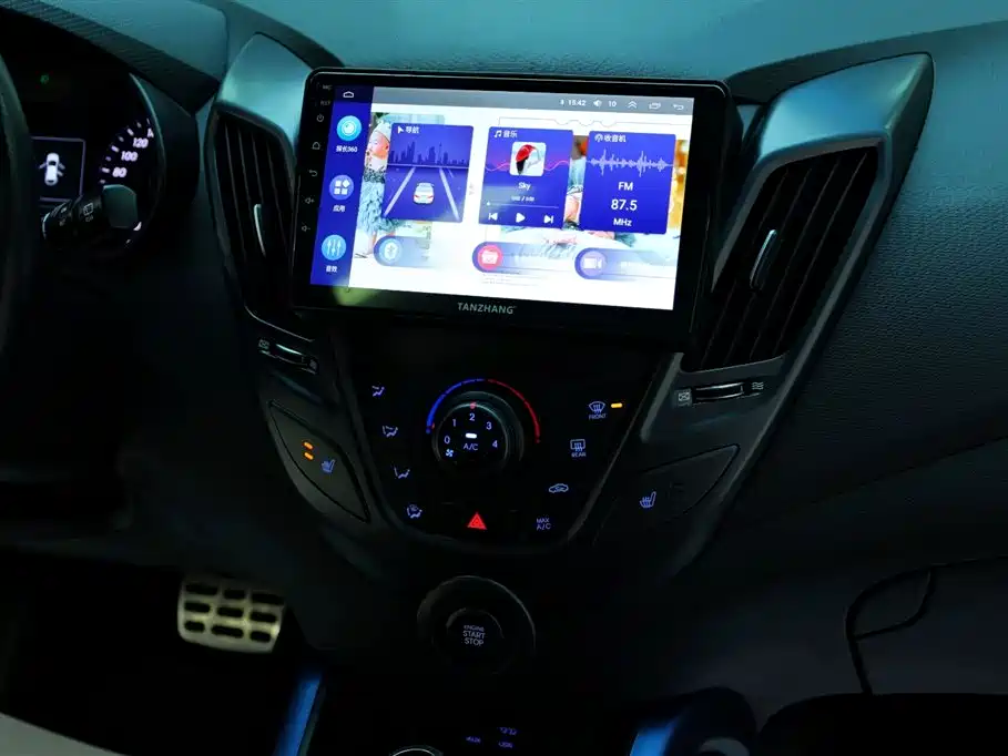 Hyundai Veloster 2015 — фото 20