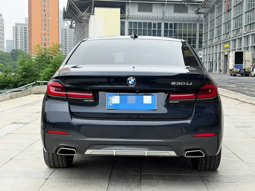 BMW 5 Series 2023