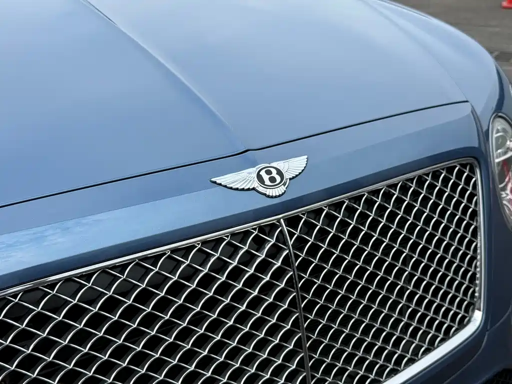 Bentley Bentayga 2018 — фото 5