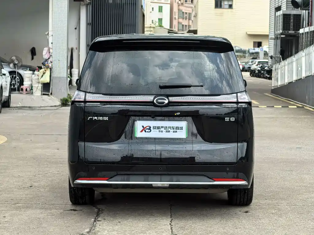 GAC Motor E8 PHEV 2024 — фото 16