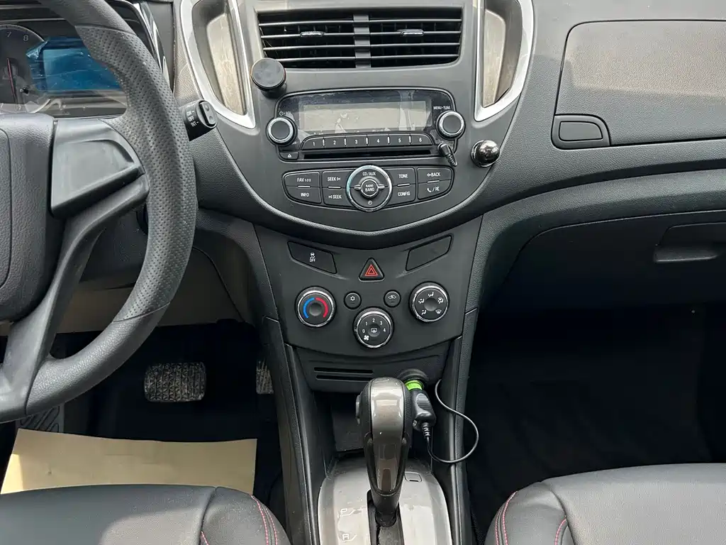 Chevrolet Trax 2016 — фото 15