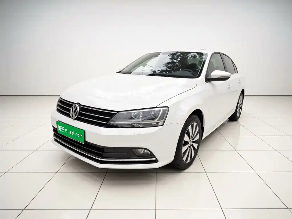 Volkswagen Sagitar 2019