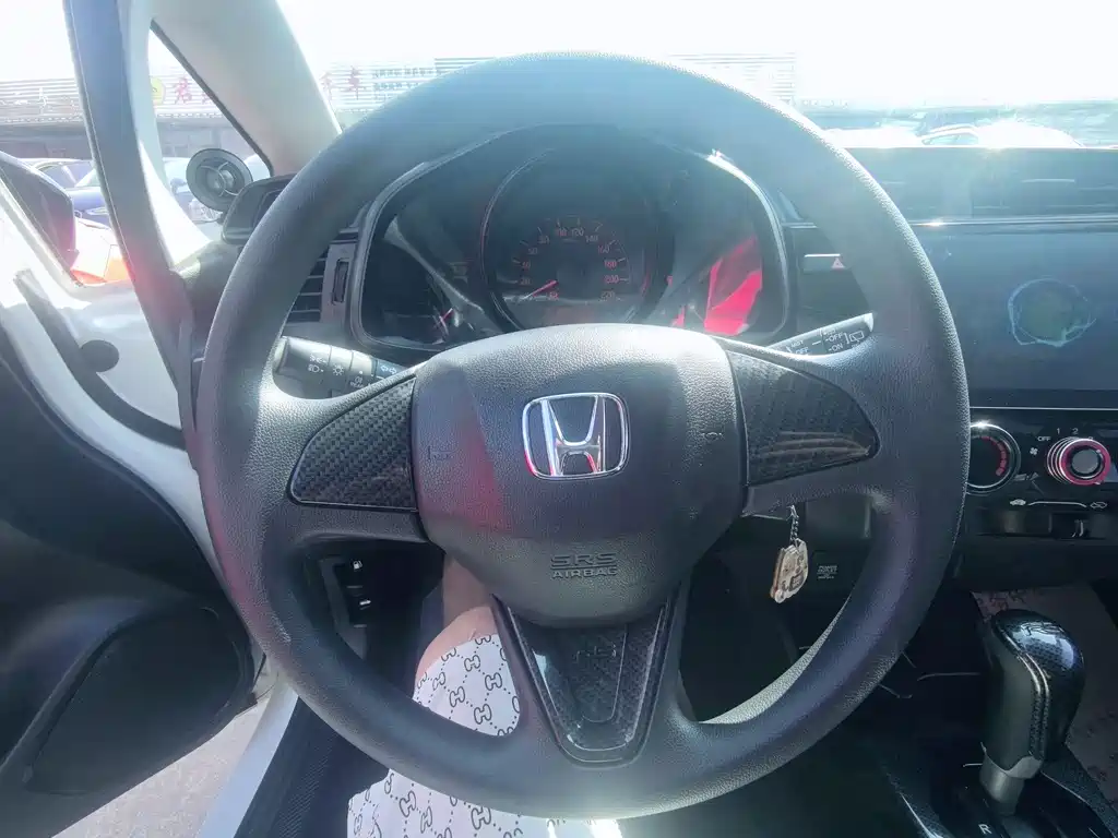 Honda Fit 2018 — фото 24