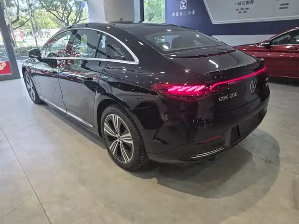 Mercedes-Benz EQE 2025
