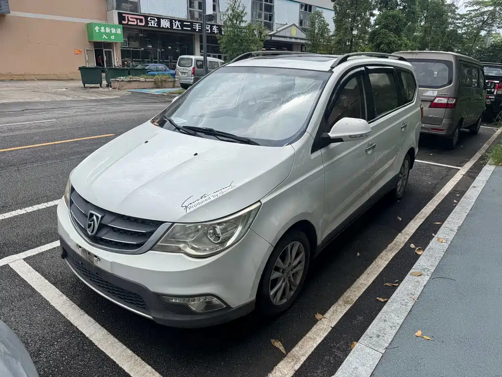Baojun 730 2014