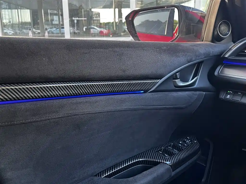 Honda Civic 2020 — фото 16