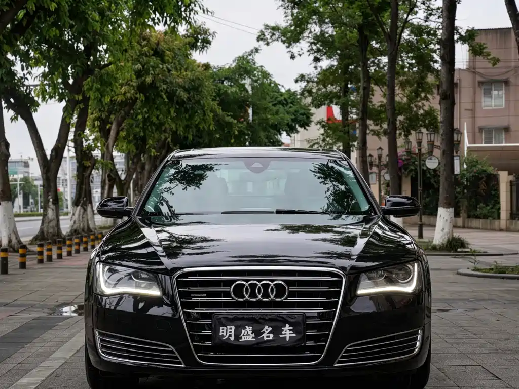 Audi A8 2012